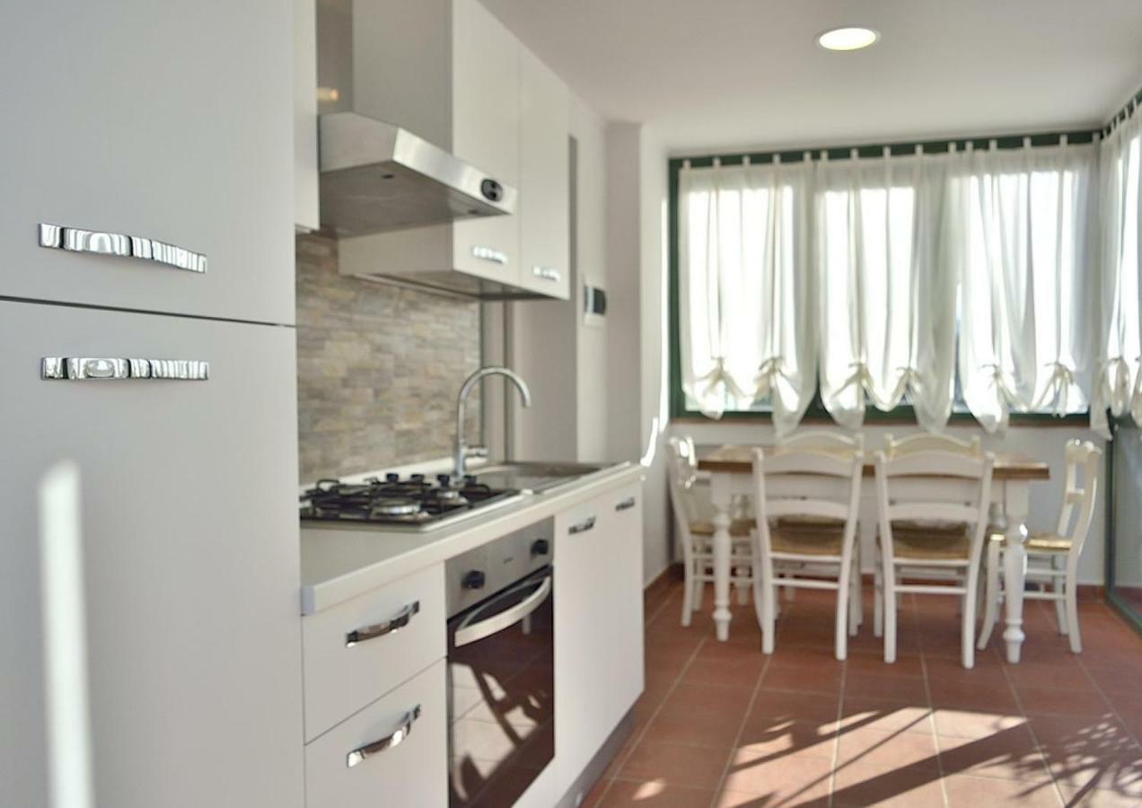 Villa Fiore Apartments 포르토페라이오 외부 사진